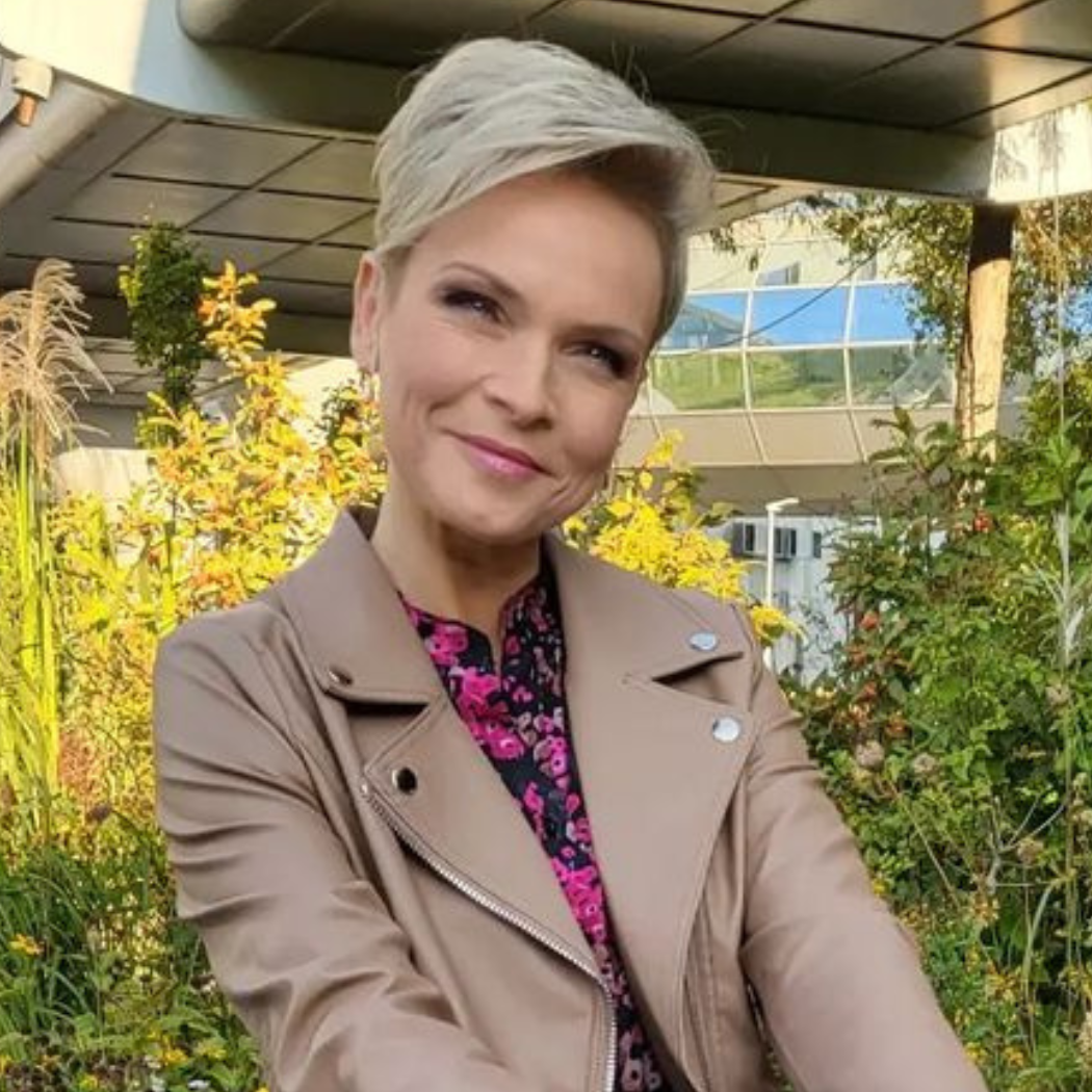 Niewiele odważyłoby się tak ubrać. Stylizacja Aleksandry Kostki z ramoneską to hit wiosny